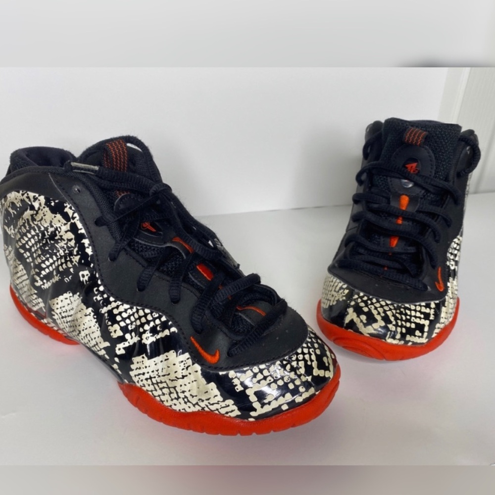Kids’ Nike Foam Posite